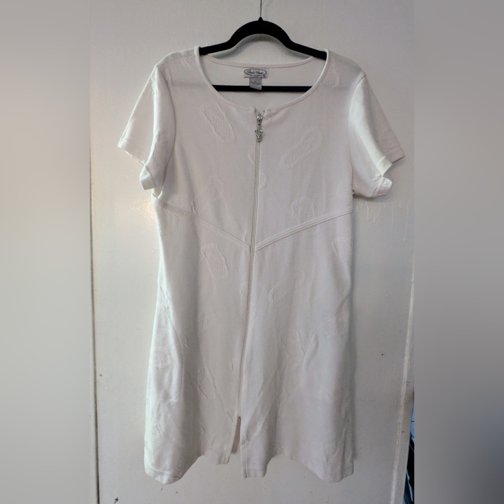 Chic White Short Sleeve Summer Bikini Coverup With Flip Flop Print